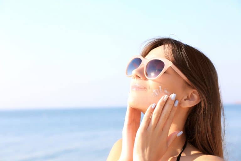 6 Best Clean Non Toxic Sunscreens (2024)